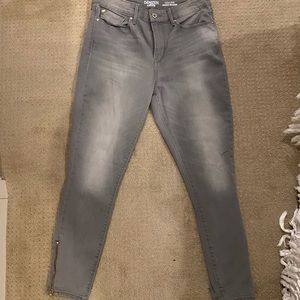 Denizen by Levi high rise skinny ankle jeans 10/30